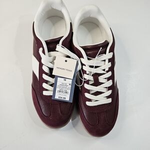 Women's Spencer Fashion Sneakers with Memory Foam Insole - Universal Thread™